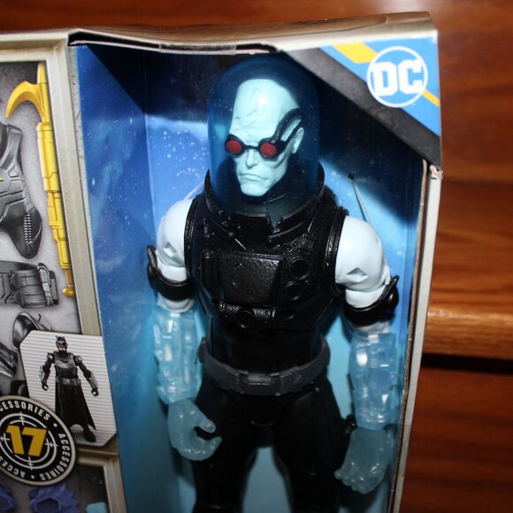 3/$55❤️12" Batman Adventures Battle Pack Batman vs Mr. Freeze Action Figures Set - Picture 9 of 16